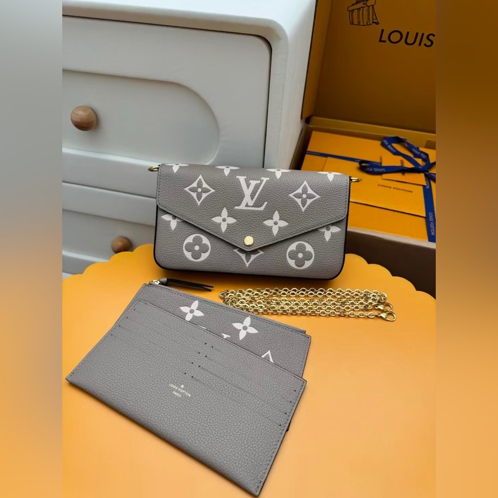 Louis Vuitton Women's Brown Bag